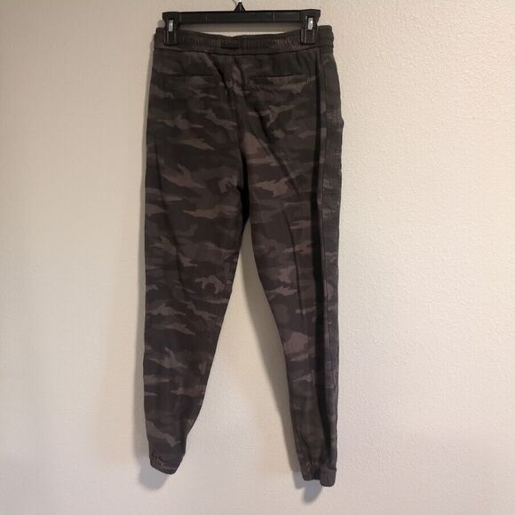 ATHLETA WOMEN'S 0 BLACK OLIVE GREEN ELASTIC WAIST CAMO FARALLON JOGGER PANTS - Picture 5 of 9